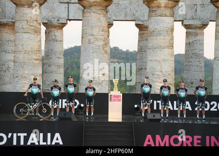 Fabio Ferrari/LaPresse 01. Oktober 2020 Segesta, Palermo (Italien) Sport Cycling Giro d'Italia 2020 - Ausgabe 103th - Team-Präsentation auf dem Bild: Während der Präsentation - BORA - HANSGROHE Stockfoto