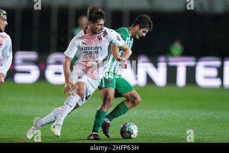 LaPresse - Spada 01, Ottobre 2020 Porto (Portugal ) Sport Soccer A.C. Mailand- Saison 2020-2021 - Europa League Rio Ave vs Milan im Bild: Matteo Gabbia - Lucas Piazon Stockfoto