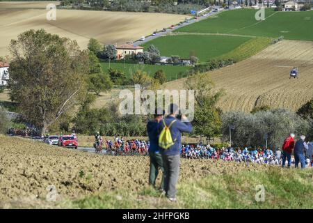 Fabio Ferrari/LaPresse 14. Oktober 2020 Italien Sport Cycling Giro d'Italia 2020 - Ausgabe 103th - Etappe 11 - von Porto Sant'Elpidio nach Rimini im Bild: Während des Rennens Stockfoto