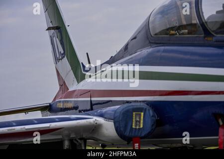 Marco Alpozzi/LaPresse 18. Oktober 2020 Italien Sport Cycling Giro d'Italia 2020 - Ausgabe 103th - Etappe 15 - vom Luftwaffenstützpunkt Rivolto nach Piancavallo im Bild: Feierliche Mb339 PAN Stockfoto