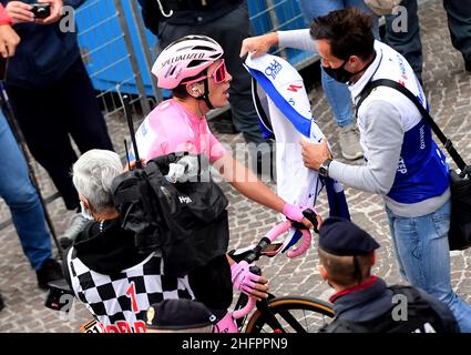 Foto: Jennifer Lorenzini/LaPresse 20 ottobre 2020 Italia Sport Cicismo Giro d'Italia 2020 - edizione 103 - Tappa 16- Da Udine a San Daniele Nella foto: TRATNIK Jan BAHRAIN - MCLAREN vincitore di tappa Foto: Jennifer Lorenzini/LaPresse 20. Oktober 2020 Italien Sport Cycling Giro d'Italia 2020 - 103. Ausgabe - Etappe 16- ITT - von Udine nach San Daniele im Bild: TRATNIK Jan BAHRAIN - MCLAREN Etappensieger Stockfoto