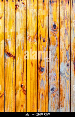 Hintergrund düster verkohlte Holzzaun in dunklen Farben Stockfoto