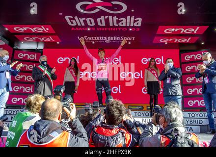 Foto: Jennifer Lorenzini/LaPresse 24 ottobre 2020 Italia Sport Ciclismo Giro d'Italia 2020 - edizione 103 - Tappa 20- Da Alba a Sestriere Nella foto: Hindley Foto: Jennifer Lorenzini/LaPresse 24. Oktober 2020 Italien Sport Cycling Giro d'Italia 2020 - 103. Ausgabe - Etappe 20- ITT - von Alba nach Sestriere im Bild: Hindley Stockfoto