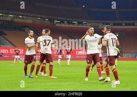 Fabio Rossi/AS Roma/LaPresse 26/10/2020 Mailand (Italien) Sport Soccer Mailand-Roma Italienische Fußball-Meisterschaft Liga Serie A Tim 2020/2021 - Stadio San Siro im Bild: As Roma feiert Stockfoto