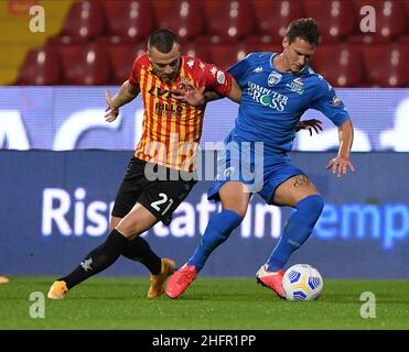 Alessandro Garofalo/LaPresse 28. Oktober 2020 Benevento, Italien Fußball-Sport Benevento vs Empoli - Italienischer Pokal 2020/2021 - Ciro Vigorito Stadion. Im Bild: Gabriele Moncini Benevento Stockfoto