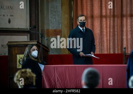 Claudio Furlan - LaPresse 02 November 2020 Mailand (Italien) News Enthüllung der Zeremonie der Grabsteine, die den neuen verdienstvollen Mitgliedern des Famedio gewidmet sind, und des Jahrestages des Todes auf dem Friedhof Monumental auf dem Foto: Giuseppe Sala Stockfoto