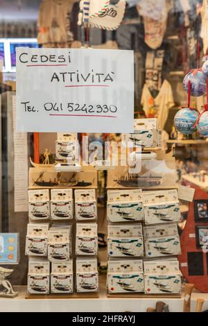 Foto Filippo Ciappi/LaPressecronaca14-11-2020 Venezia Coronavirus, Crisi economica nella citt&#XE0; di Venezia a causa della pandemiaNella Foto attivit&#XE0; commerciali chikuseFoto Filippo Ciappi/LaPresseNews 14. November 2020 Venedig Italien die Krise aufgrund der Pandemie für Covid-19 hat zur Schließung vieler kommerzieller Aktivitäten in Venedig geführt. Venedig, 14. November 2020,1 Stockfoto