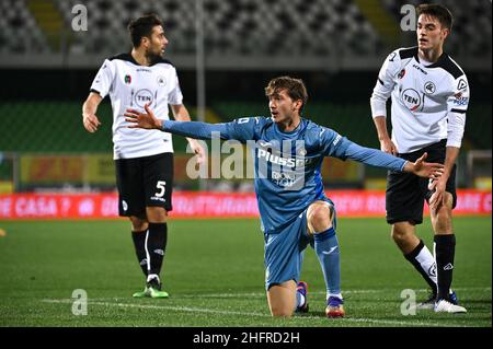 Massimo Paolone/LaPresse 21. November 2020 Cesena, Italien Sportfußball Spezia vs Atalanta - Italienische Fußballmeisterschaft League A Tim 2020/2021 - Stadion Dino Manuzzi auf dem Foto: Aleksej Mirancuk (Atalanta Bergamasca Calcio) protestiert mit Schiedsrichter Antonio Rapuano Stockfoto