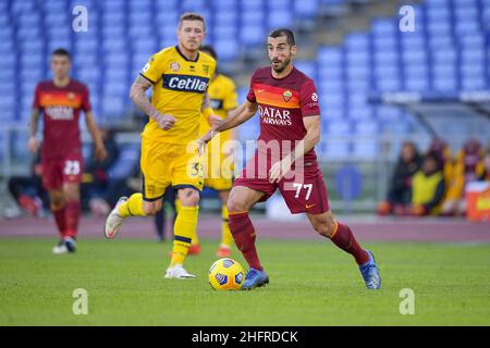 Fabio Rossi/AS Roma/LaPresse 22/11/2020 Rom (Italien) Sport Soccer Roma-Parma Italienische Fußballmeisterschaft Liga Serie A Tim 2020/2021 - Olympiastadion im Bild: Henrikh Mkhitaryan Stockfoto