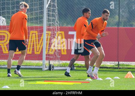 Fabio Rossi/AS Roma/LaPresse 25/11/2020 Rom (ITA) Trainingseinheit - Sportzentrum Fulvio Bernardini im Bild: Edin Dzeko Stockfoto