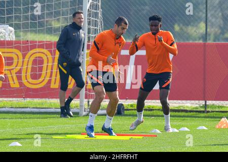 Fabio Rossi/AS Roma/LaPresse 25/11/2020 Rome (ITA) Trainingseinheit - Sportzentrum Fulvio Bernardini im Bild: Henrikh Mkhitaryan Stockfoto