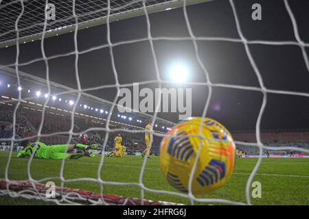 LaPresse/Alessandro Tocco 25. November 2020 Cagliari (Italien) Sport Soccer Cagliari Calcio vs Hellas Verona Italien Cup 2020/2021 "Sardegna Arena" Stadion&#xa0; im Bild:- Stockfoto