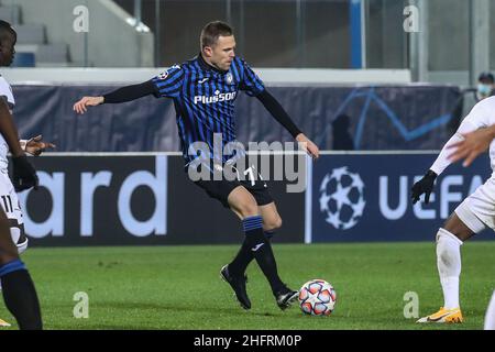 Stefano Nicoli/LaPresse 01-12-2020 Bergamo Italien Sport Soccer Atalanta vs Midtjylland UEFA Champions League - Gewiss-Stadion der Gruppe D im Bild Josip Ilicic Stockfoto