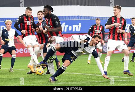 Foto LaPresse - Tano Pecoraro06 12 2020 Genova - (Italia)Sport CalcioSampdoria vs MilanCampionato di Calcio Serie A Tim 2020/2021 - Stadio "Luigi Ferraris"nella foto: GabbiadiniPhoto LaPresse - Tano Pecoraro06 Dezember 2020 Stadt Genova - (Italien)Sport SoccerSampdoria vs MilanItalienische Fußball-Liga A Tim 2020/2021 - "Luigi Ferraris" Stadion im Bild: Gabbiadini Stockfoto