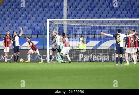 Foto LaPresse - Tano Pecoraro06 12 2020 Genova - (Italia)Sport CalcioSampdoria vs MilanCampionato di Calcio Serie A Tim 2020/2021 - Stadio "Luigi Ferraris"nella foto: gol SampdoriaPhoto LaPresse - Tano Pecoraro06 December 2020 Stadt Genua - (Italien)Sport SoccerSampdoria vs. MailandItalienische Fußball-Liga A Tim 2020/2021 - "Luigi Ferraris" Stadion im Bild: gol sampdoria Stockfoto