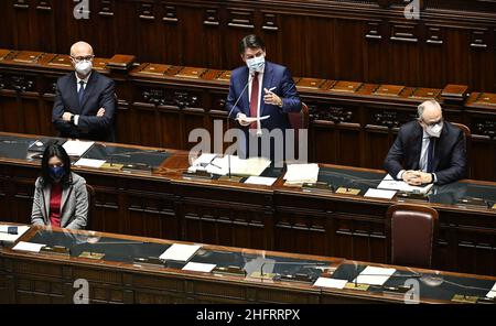 Foto Riccardo Antimiani/LaPresse/POOL Ansa 9-12-2020 Roma, Italia PoliticaConsiglio europeo, le comunicazioni di Giuseppe Conte alla Camera dei DeputatiNella Foto Giuseppe ContePhoto Riccardo Antimiani/LaPresse/POOL Ansa Dezember 9. 2020 Rome, Italynewsder italienische Premierminister Giuseppe Conte hält eine Rede vor der Abgeordnetenkammer über die bevorstehende Tagung des Europäischen Rates Stockfoto