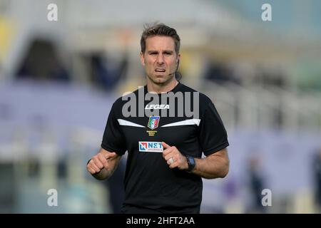 LaPresse - Jennifer Lorenzini 19 December 2020 Firenz(Italien) Sport Soccer Fiorentina - Hellas Verona Italienische Fußballmeisterschaft Liga A Tim 2019/ 2020 - "Artemio Franchi" Stadion im Bild: Schiedsrichter Francesco Forneau Stockfoto