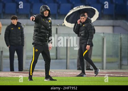 Fabio Rossi/AS Roma/LaPresse 03/01/2021 Rom (Italien) Sport Soccer Roma-Sampdoria Italienische Fußball-Meisterschaft Liga Serie A Tim 2020/2021 - Olympiastadion im Bild: Paulo Fonseca Stockfoto