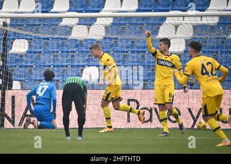 Massimo Paolone/LaPresse 17. Januar 2021 Reggio Emilia, Italien Sportfußball Sassuolo vs Parma - Italienische Fußballmeisterschaft League A Tim 2020/2021 - Mapei Stadion im Bild: Juraj Kucka (Parma Calcio) Tor 0-1 Stockfoto