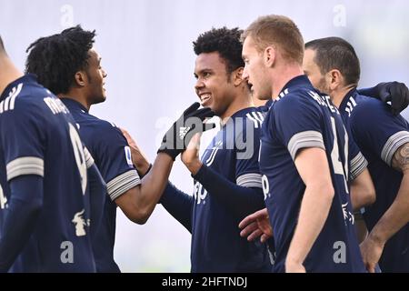 LaPresse - Fabio Ferrari 24. Januar 2021 Turin, Italien Sportfußball Juventus FC vs Bologna FC - Italienische Fußballmeisterschaft League A Tim 2020/2021 - Allianz Stadium auf dem Bild:McKennie Weston (Juventus F.C.);feiert nach gol 2-0 Stockfoto