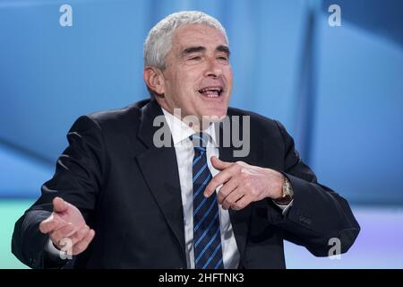 Roberto Monaldo / LaPresse 24-01-2021 Rom (Italien) Fernsehsendung "Mezz'ora in pi&#xf9;" im Bild Pier Ferdinando Casini Stockfoto