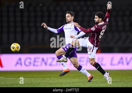 LaPresse - Fabio Ferrari 29. Januar 2021 Turin, Italien Sportfußball EXKLUSIV TURIN FC Turin FC gegen ACF Fiorentina - Italienische Fußballmeisterschaft Liga A Tim 2020/2021 - "Olimpico Grande Torino" Stadion. Im Bild: Tomas Rincon (FC Turin); , Giacomo Bonaventura (ACF Fiorentina) Stockfoto