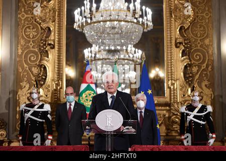 Foto Alessandro Di Meo/POOL Ansa/ LaPresse 02-02-2021 Roma Politica Quirinale - Dichiarazioni del Presidente della Repubblica Sergio Mattarella Nella foto Sergio Mattarella Alessandro Di Meo/POOL Ansa/ LaPresse 02-02-2021 Rom (Italien) Palast Quirinale - Präsident der Republik Sergio Mattarella im Bild Sergio Mattarella Stockfoto