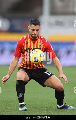 Alessandro Garofalo/LaPresse 07. Februar 2021 Benevento, Italien Sportfußball Benevento vs Sampdoria - Italienische Fußballmeisterschaft Liga A Tim 2020/2021 - Vigorito Stadion. Im Bild: Gianluca Caprari Benevento Stockfoto