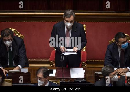 Foto Antonio Masiello/LaPresse/POOL Getty17 febbraio 2021 Roma, Italia Politica Senato - Voto di fiducia su governo DraghiNella foto: Mario DraghiFoto Antonio Masiello/LaPresse/POOL GettyFebruar 17, 2021 Rom (Italien) Politisches Senat - Vertrauensvotum zur regierung Draghis bild: Mario Draghi Stockfoto