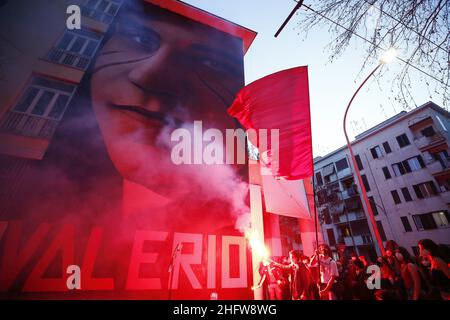 Cecilia Fabiano/LaPresse February 22 , 2021 Roma (Italien) News : Gedenkdemonstration für den jungen militanten Studenten Valerio Verbano der Linken im Pic : die jorit-Farbe von Verbano Stockfoto