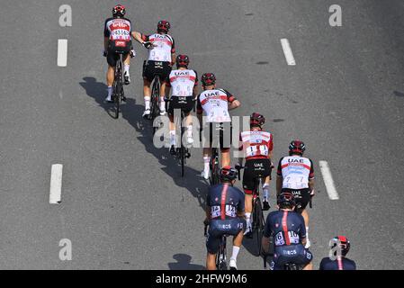 LaPresse - Fabio Ferrari 24. Februar 2021 Abu Dhabi (Vereinigte Arabische Emirate) Sport Cycling UAE Tour 2021 -DUBAI STAGE- Etappe 4 - von der Insel Marjan bis zur Insel Marjan im Bild: Während des Rennens Stockfoto