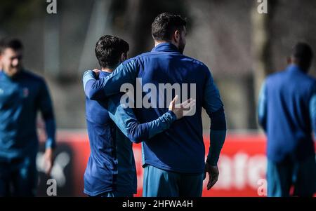 LaPresse - Spada Februar 24 , 2021 Carnago , Varese ( Italien ) Sport Soccer A.C. Mailand - Saison 2020-2021 - Sportzentrum Europa League Milanello - Trainingseinheit im Bild: Brahim Diaz Theo Hernandez Stockfoto