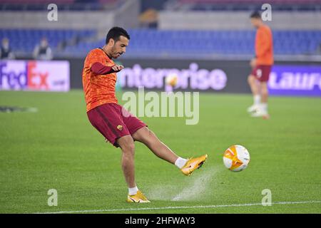 Fabio Rossi/AS Roma/LaPresse 25/02/2021 Rom (Italien) Sport Soccer Roma-Braga Runde von 32 , 2st Teilstrecken - Europa League 2020/2021 - Olympiastadion im Bild: Pedro Stockfoto