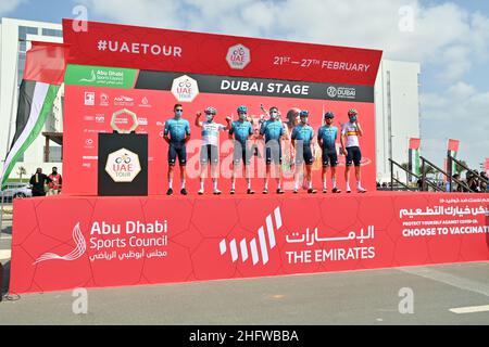 Gian Mattia D'Alberto - LaPresse 26. Februar 2021 Dubai (Vereinigte Arabische Emirate) Sport Cycling VAE Tour 2021 -DUBAI STAGE- Etappe 6 - von den Deira Inseln aus eine Dubai - Palm Jumeriah im Bild: Teampräsentation Stockfoto