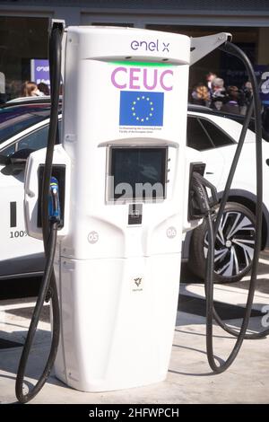 Mauro Scrobogna /LaPresse 11. März 2021&#xa0; Rom, Italien News Einweihung - Enel X Store auf dem Foto: Auf dem Foto: Der ultraschnelle Ladebereich für Elektrofahrzeuge im Corso Francia Stockfoto