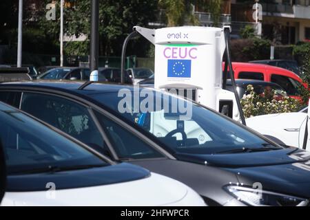 Mauro Scrobogna /LaPresse 11. März 2021&#xa0; Rom, Italien News Einweihung - Enel X Store auf dem Foto: Auf dem Foto: Der ultraschnelle Ladebereich für Elektrofahrzeuge im Corso Francia Stockfoto