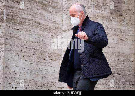 Mauro Scrobogna /LaPresse March 11, 2021&#xa0; Rom, Italien Nachrichten Coronavirus, gesundheitliche Notlage - Ministerium für wirtschaftliche Entwicklung MISE - Tabelle zu Impfstoffen Franco Gabrielli Stellvertretender Untersekretär des Präsidenten des Rates für Informations- und Sicherheitsdienste bei der MISE Stockfoto