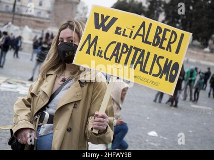 Roberto Monaldo / LaPresse 19-03-2021 Rom (Italien) Freitag für die Zukunft im Bild Ein Moment der Demonstration Stockfoto