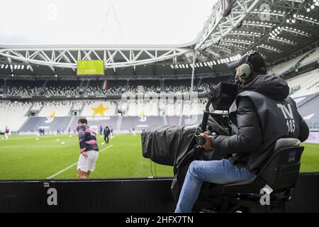 Marco Alpozzi/LaPresse 11. April 2020 Turin, Italien Sportfußball Juventus vs Genua - Italienische Fußballmeisterschaft League A Tim 2020/2021 - Allianz Stadium im Bild: fußballkameramann stadion Stockfoto