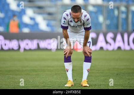 Massimo Paolone/LaPresse 17. April 2021 Reggio Emilia, Italien Sportfußball Sassuolo vs Fiorentina - Italienische Fußballmeisterschaft Liga A Tim 2020/2021 - Mapei Stadion im Bild: Franck Ribery (ACF Fiorentina) mit Kopf nach unten Stockfoto