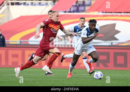 Foto Alfredo Falcone - LaPresse22/04/2021 Roma ( Italia)Sport CalcioRoma - AtalantaCampionato di Calcio Serie A Tim 2020 2021 - Stadio Olimpico di RomaNella foto:duvan zapataFoto Alfredo Falcone - LaPresse22/04/2021 Roma (Italien)Sport SoccerRoma - AtalantaItalienische Fußball-Liga A Tim 2020 2021 - Olimpico Stadion von Romain das Bild:duvan zapata Stockfoto