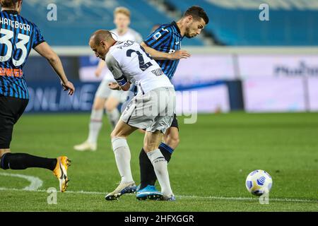 Stefano Nicoli/LaPresse 25-04-2021 Sport Fußball Atalanta vs Bologna Serie A Tim 2020/2021 Gewiss Stadion im Bild Remo Freuler Rodrigo Palacio Stockfoto