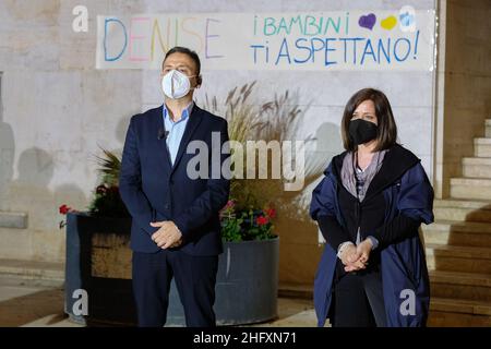 Alberto Lo Bianco/LaPresse 05. Mai 2021 Mazara del Vallo, Trapani Nachrichtendemonstration zur Unterstützung von Denise Pipitone verschwand vor zwölf Jahren das 4-jährige Mädchen aus Mazara del Vallo in Sizilien, Italien. Piera Maggio, Denises Mutter, sucht immer noch ihre Tochter und wird nie aufgeben. Stockfoto