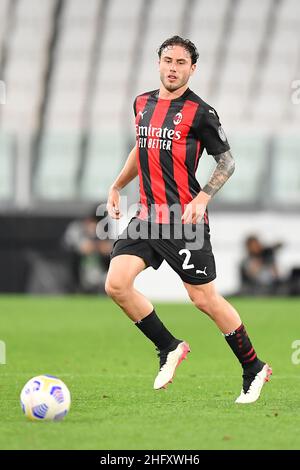 Foto LaPresse - Tano Pecoraro 09 05 2021 Torino - (Italia) Sport Calcio Juventus vs Milan Campionato di Calcio Serie A Tim 2020/2021 - Stadio „Allianz“ nella foto: calabria Photo LaPresse - Tano Pecoraro 09. Mai 2021 Stadt Turin - (Italien) Sport Soccer Juventus vs Milan Italienische Fußballmeisterschaft Liga A Tim 2020/2021 - „Allianz“ Stadion im Bild: kalabrien Stockfoto