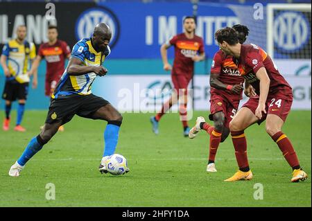 Foto Claudio Martinelli/LaPresse 12 maggio 2021 Milano, Italia Sport calcio F.C. Internazionale Milano vs A.S. Roma Serie A Tim 2020/2021 - stadio &#x201C;G. Meazza&#x201D; Nella foto: lukaku romeluFoto Claudio Martinelli/LaPresse 12th. Mai 2021 Mailand, Italien Fußballsport F.C. Internazionale Milano gegen A.S. Roma - Italienische Fußballmeisterschaft League A Tim 2020/2021 - &#x201C;G. Meazza &#x201D; Stadion. Im Bild: lukaku romelu Stockfoto