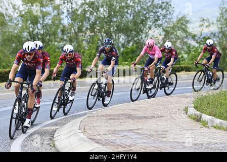 Fabio Ferrari/LaPresse 13. Mai 2021 Italien Sport Radfahren Giro d'Italia 2021 - Ausgabe 104th - Etappe 6 - von der Grotte di Frasassi bis Ascoli Piceno im Bild: Ein Moment der Bühne Stockfoto