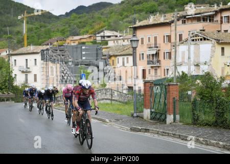 Fabio Ferrari/LaPresse 13. Mai 2021 Italien Sport Radfahren Giro d'Italia 2021 - Ausgabe 104th - Etappe 6 - von der Grotte di Frasassi bis Ascoli Piceno im Bild: Ein Moment der Bühne Stockfoto