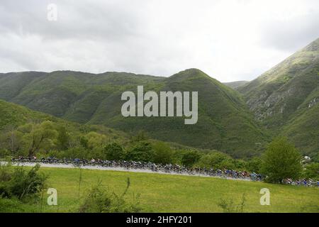 Fabio Ferrari/LaPresse 13. Mai 2021 Italien Sport Radfahren Giro d'Italia 2021 - Ausgabe 104th - Etappe 6 - von der Grotte di Frasassi bis Ascoli Piceno im Bild: Ein Moment der Bühne Stockfoto