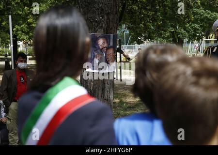Cecilia Fabiano/ LaPresse Mai 23 , 2021 Rome (Italy) News die Bürgermeisterin von Rom, Virginia Raggi, interveniert bei der Gedenkfeier zum 29th. Jahrestag des Massakers von Capaci im Pic: Der Zeremonie im Falcone und Borsellino Park Stockfoto