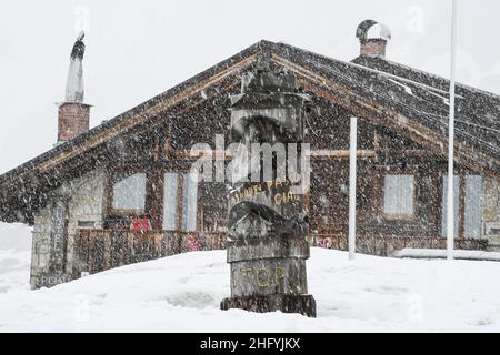 Marco Alpozzi/LaPresse 24. Mai 2021 Italien Sport Radfahren Giro d'Italia 2021 - Ausgabe 104th - Etappe 16 - von Sacile nach Cortina D'Ampezzo im Bild: Passo Giau Stockfoto